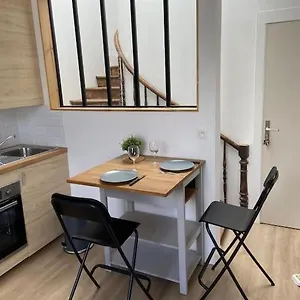 https://joli-duplex-quelques-pas-du-centre-de-bayonne.biarritzhotels.info